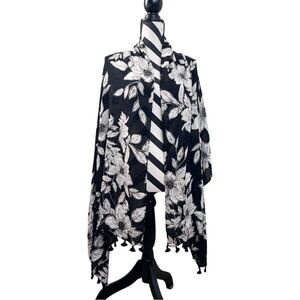 Isaac Mizrahi Live Floral Bloomcore Textured Boho Scarf Wrap Shawl
